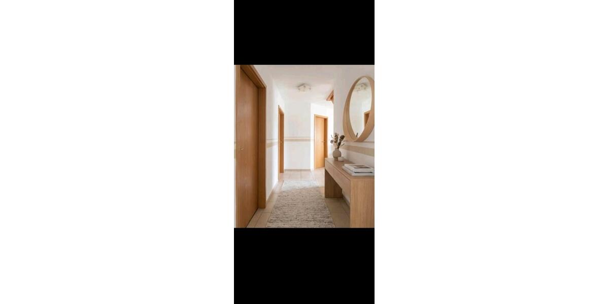 Maisonettenwohnung Meuselwitz - 5 Zimmer, 118 m&sup2;, 171.000&euro; | Angebot:27222445