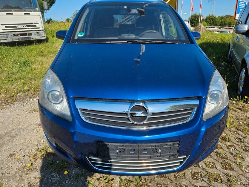 Opel Zafira 212.000 km 2.990 € Grana 06712