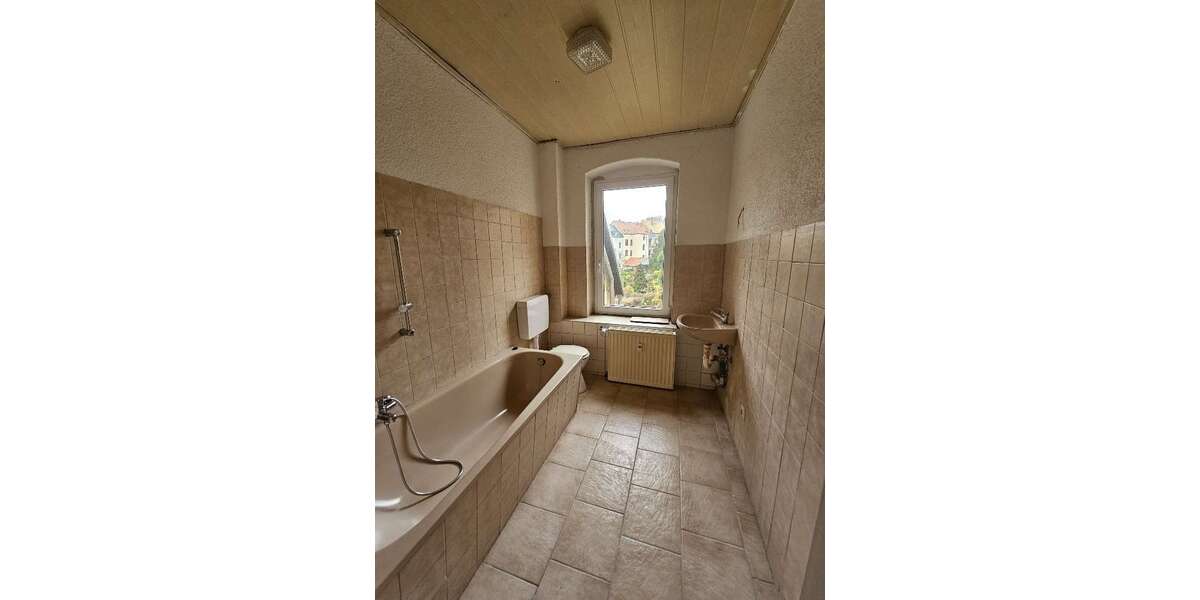 Einfamilienhaus Altenburg - 14 Zimmer, 412 m&sup2;, 150.000&euro; | Angebot:26090087