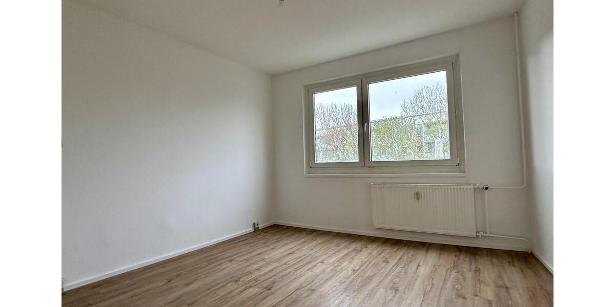 Etagenwohnung Gera Lusan - 1.5 Zimmer, 52 m&sup2;, 310&euro; | Angebot:26461093