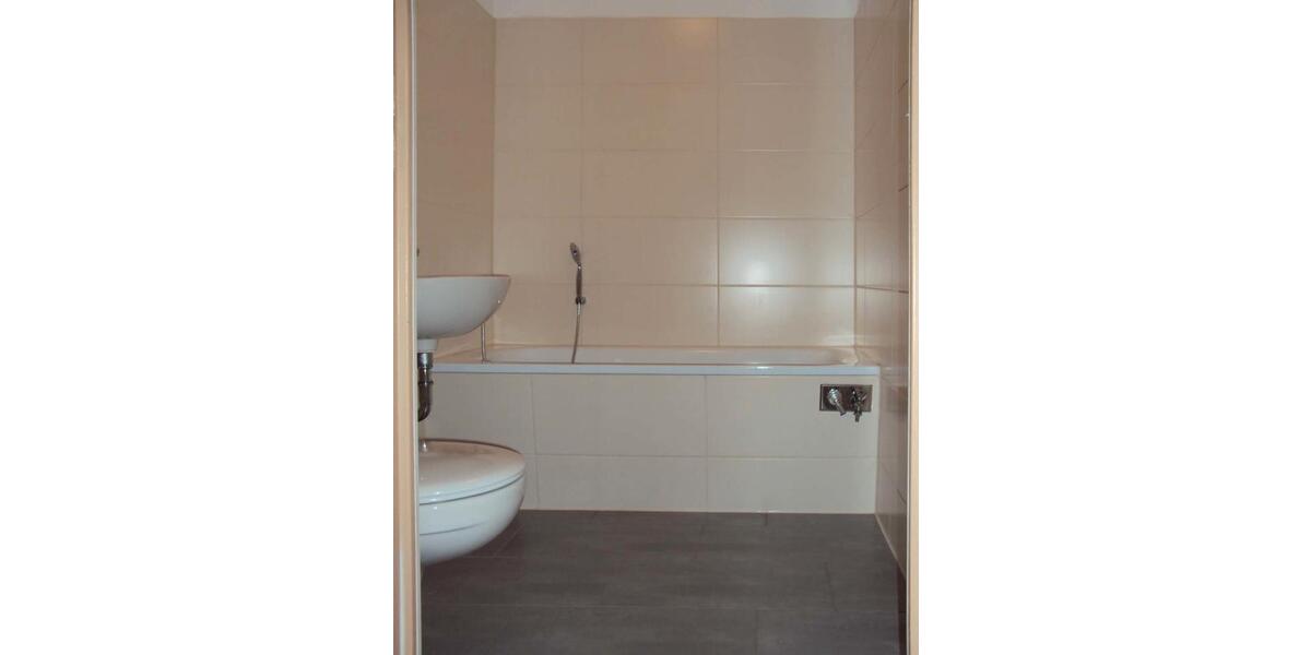 Etagenwohnung Gera Lusan - 1 Zimmer, 34 m&sup2;, 219&euro; | Angebot:26244527