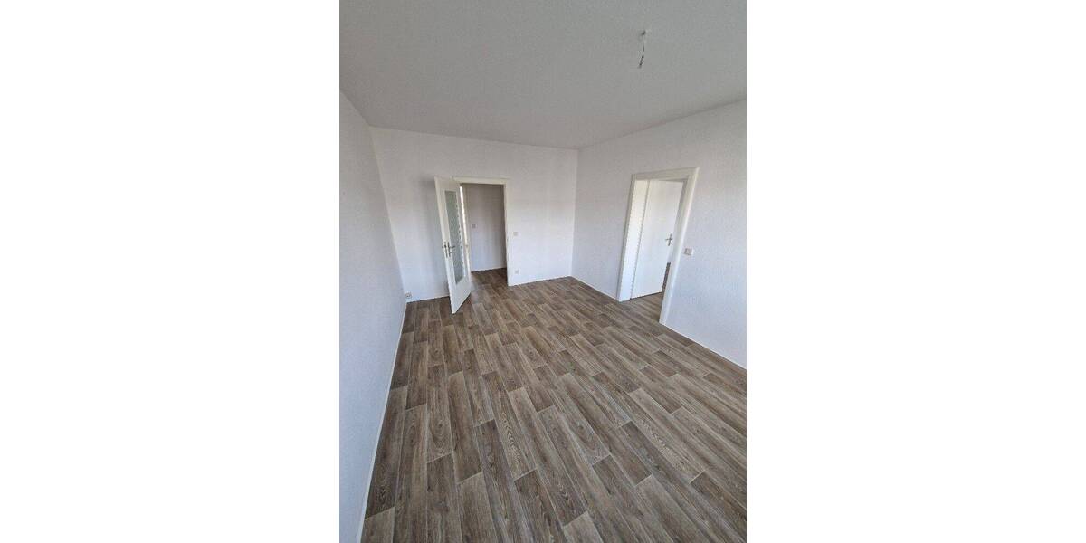 Etagenwohnung Altenburg Südost - 2 Zimmer, 46 m&sup2;, 275&euro; | Angebot:26919900