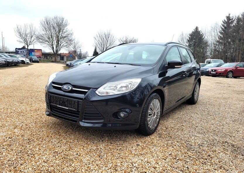 Ford Focus 211.224 km 3.480 € Zwickau 08056