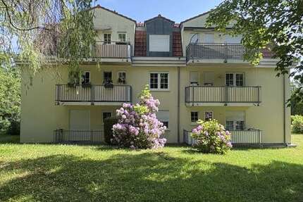 Wohnung Meerane - 2 Zimmer, 50 m&sup2;, 59.000&euro; | Angebot:26786175