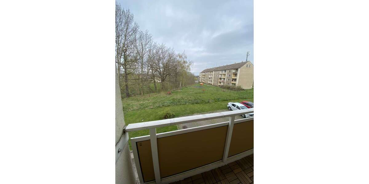 Etagenwohnung Gera Zschippern - 4 Zimmer, 69 m&sup2;, 414&euro; | Angebot:19463011