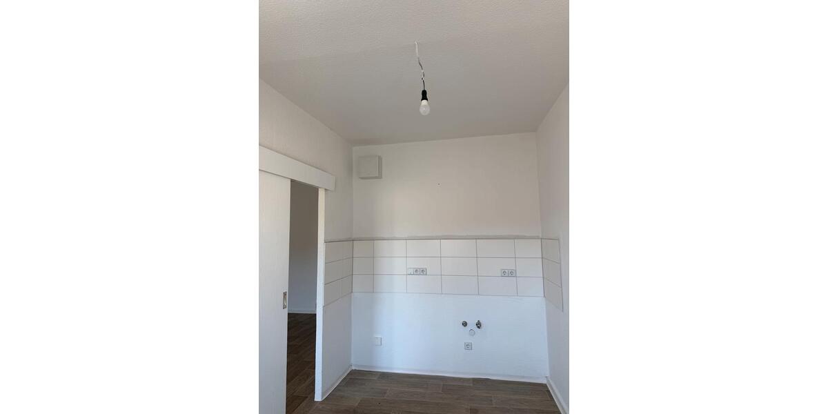 Dachgeschoßwohnung Gera - 2 Zimmer, 54 m&sup2;, 335&euro; | Angebot:26162591