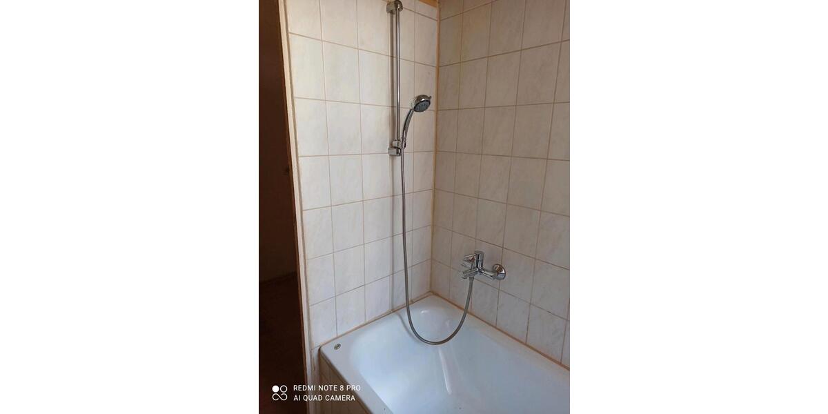 Etagenwohnung Greiz - 2 Zimmer, 37 m&sup2;, 210&euro; | Angebot:26587465