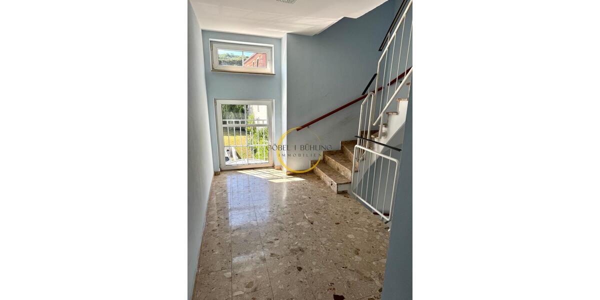 Etagenwohnung Weida - 2 Zimmer, 66 m&sup2;, 330&euro; | Angebot:26444052