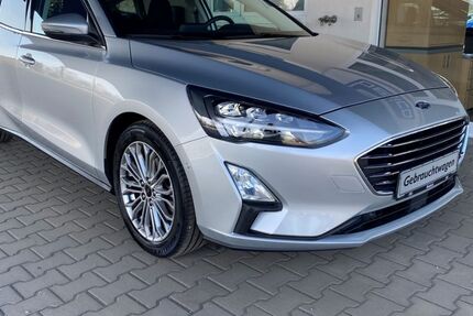 Ford Focus 35.346 km 20.480 € Glauchau 08371