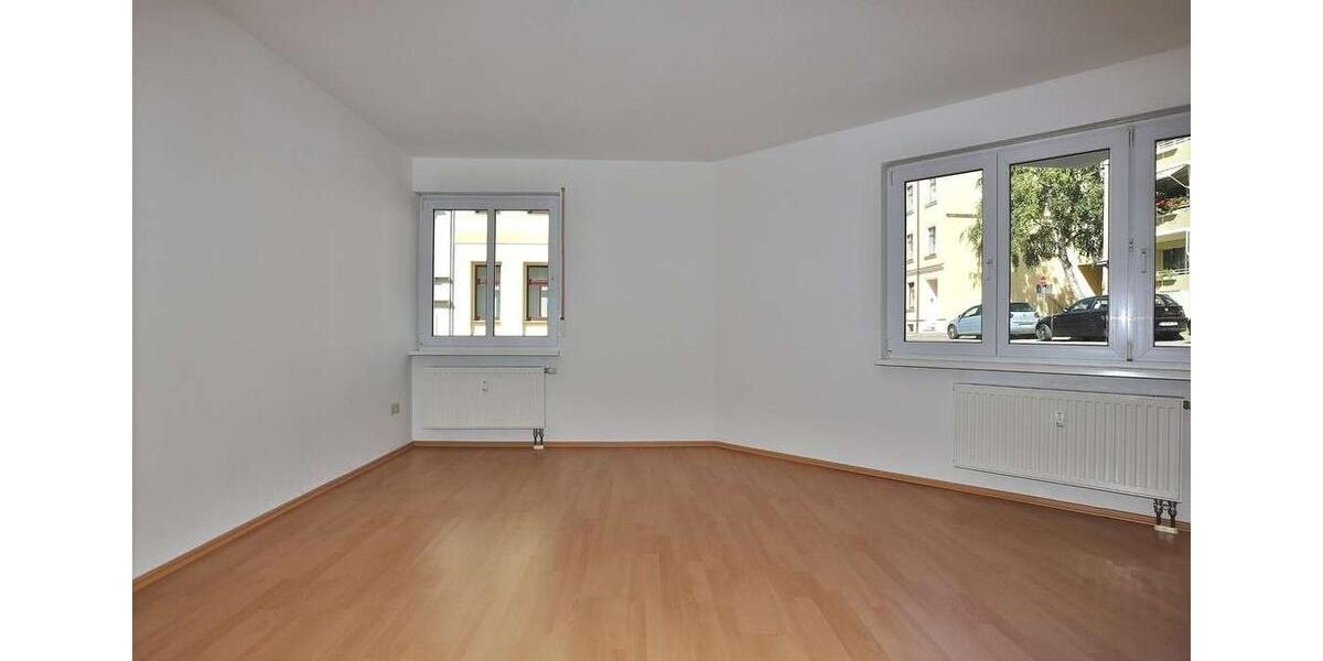 Erdgeschoßwohnung Gera Alt-Bieblach - 2 Zimmer, 63 m&sup2;, 380&euro; | Angebot:26181158
