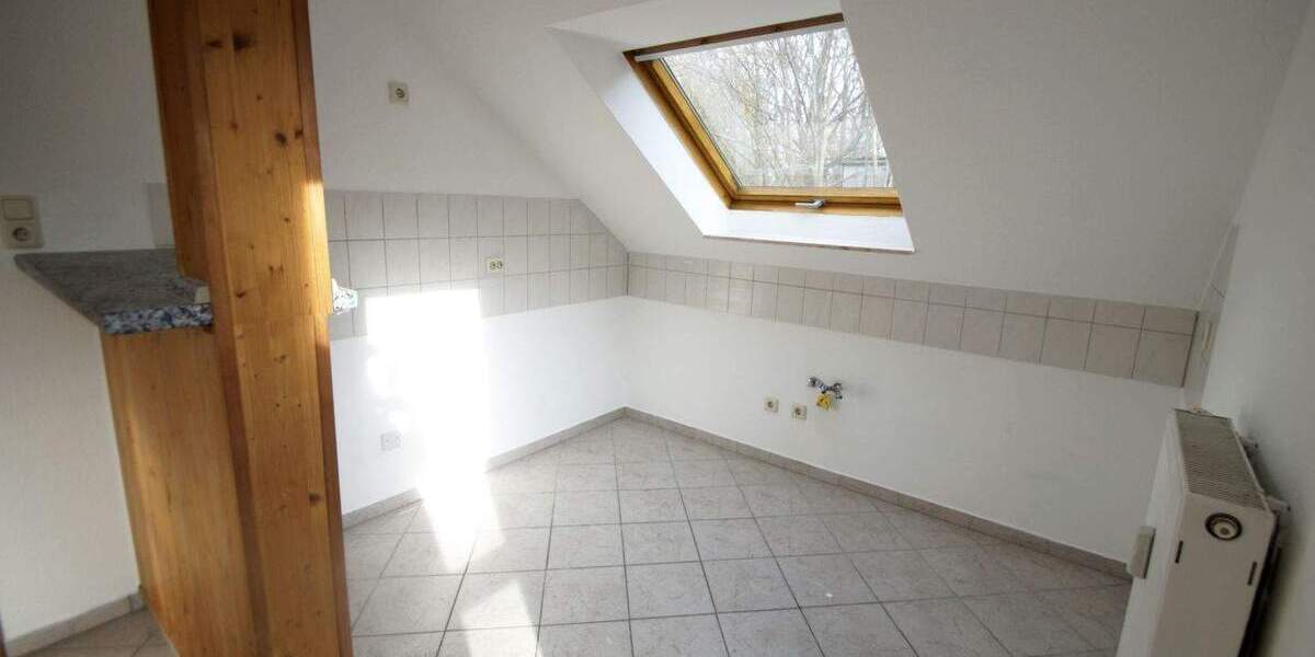 Etagenwohnung Altenburg Südost - 2 Zimmer, 60 m&sup2;, 360&euro; | Angebot:26016937