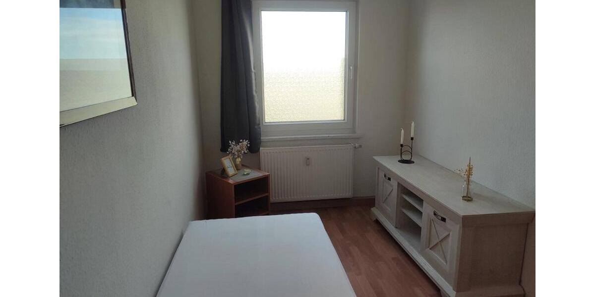 Etagenwohnung Osterfeld - 3 Zimmer, 60 m&sup2;, 20&euro; | Angebot:20494096