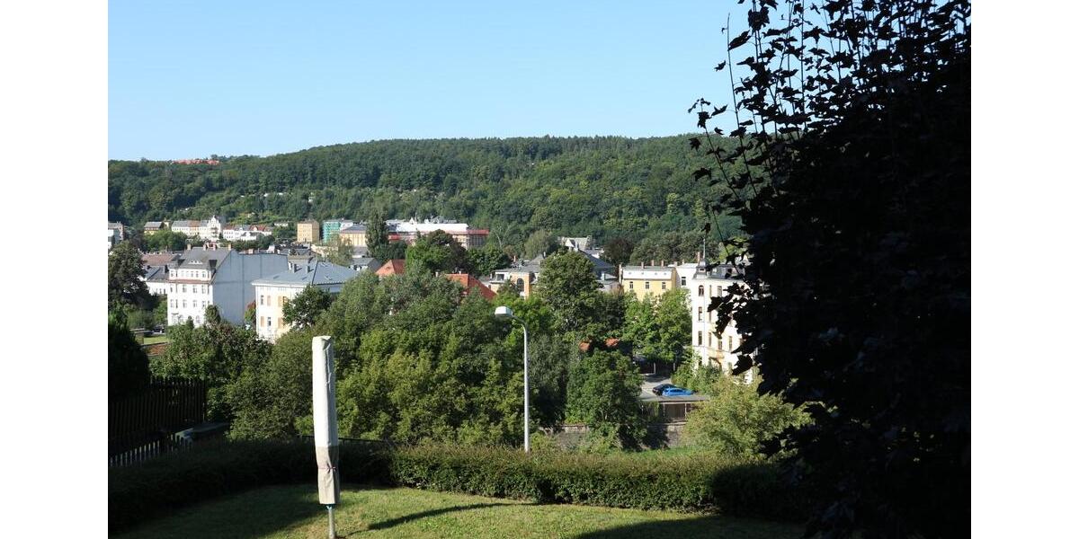 Dachgeschoßwohnung Greiz - 2 Zimmer, 43 m&sup2;, 243&euro; | Angebot:24702811