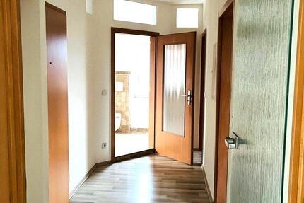 Ruhige, helle 4-Raum-Wohnung in 07629 Reichenbach 4 zimmer