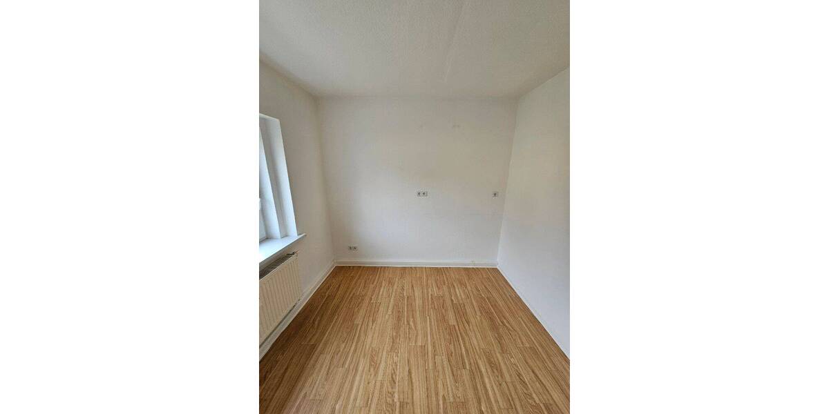 Etagenwohnung Altenburg Drescha - 3 Zimmer, 66 m&sup2;, 385&euro; | Angebot:26902607