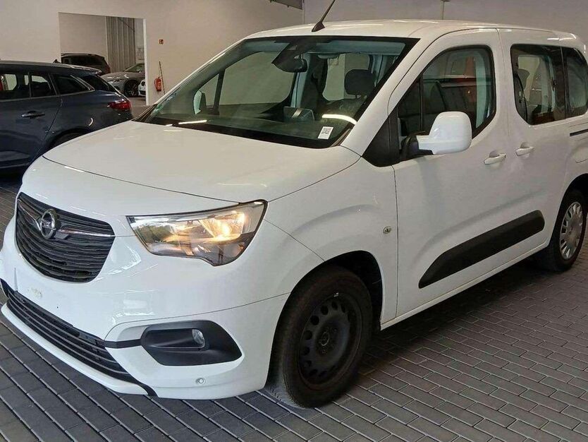 Opel Combo 111.000 km 15.990 € Lucka 04613