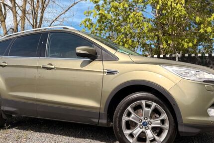 Ford Kuga 118.000 km 8.990 &euro; Bad Köstritz 07586