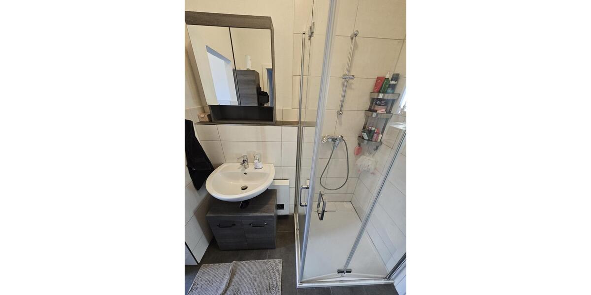 Erdgeschoßwohnung Meerane - 2 Zimmer, 40 m&sup2;, 335&euro; | Angebot:26558625