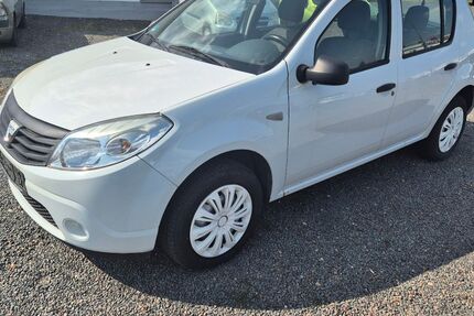 Dacia Sandero 115.000 km 699 € Weida 07570