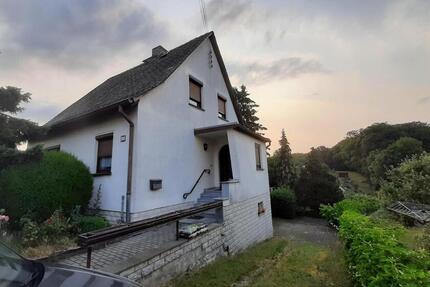 Einfamilienhaus in idyllischer Dorflage sofort beziehbar
