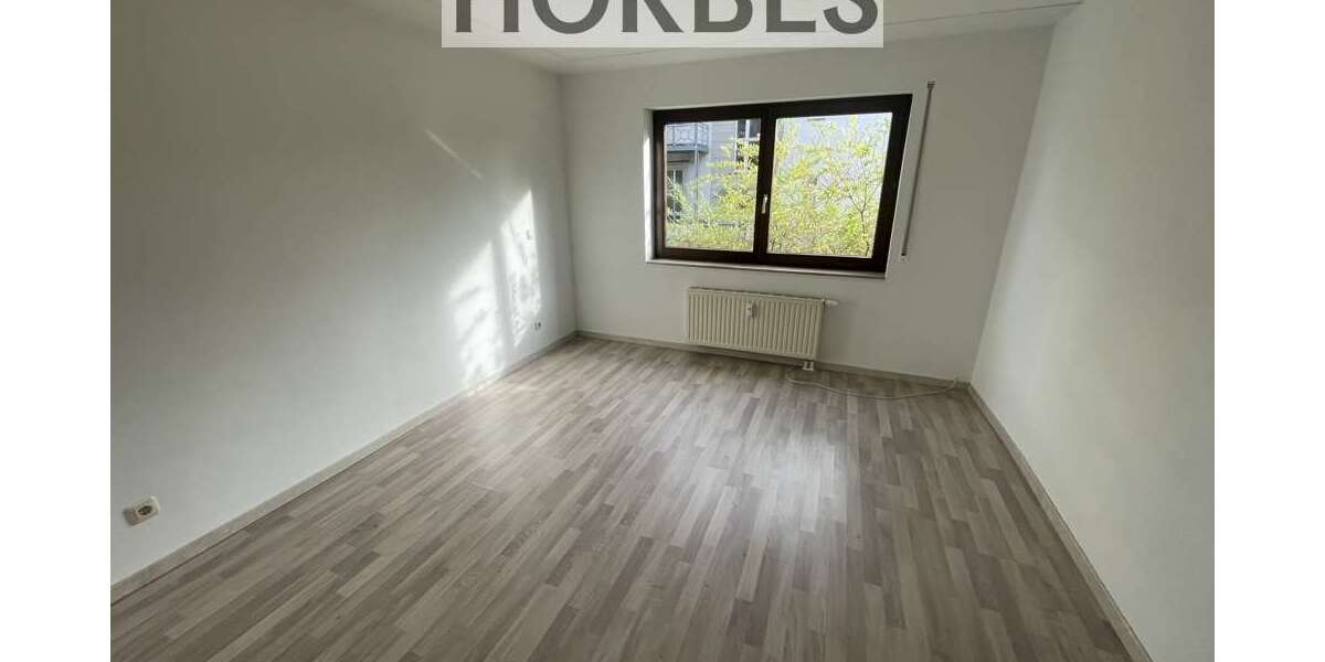 Wohnung zum Kaufen in NeukirchenPleiße 86.500 € 75.53 m² 3 zimmer