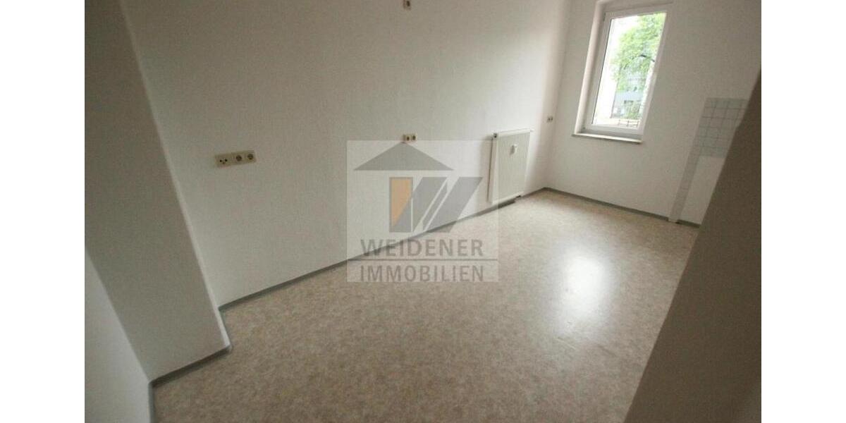 3-Raum Wohnung mit Südbalkon und Bade mit DuscheWanne in Debschwitz! 3 zimmer