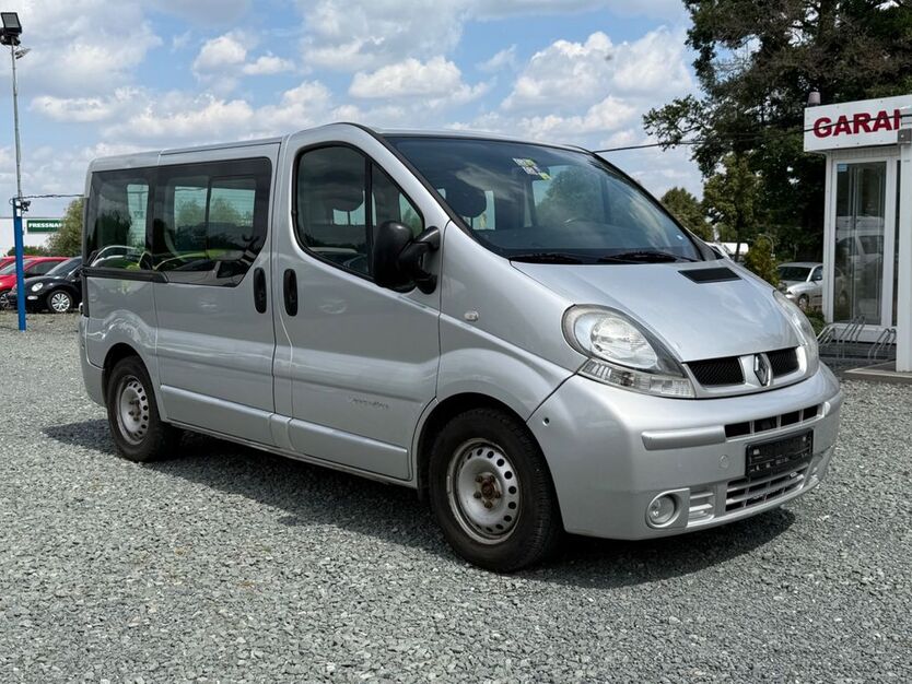 Renault Trafic 374.865 km 5.899 € Hermsdorf/Schleifreisen 07629