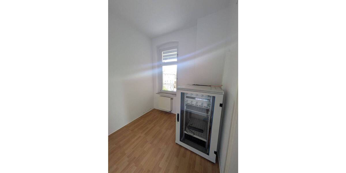 Gewerbeobjekt Gera Innenstadt - 4 Zimmer, 150 m&sup2;, 820&euro; | Angebot:26902495