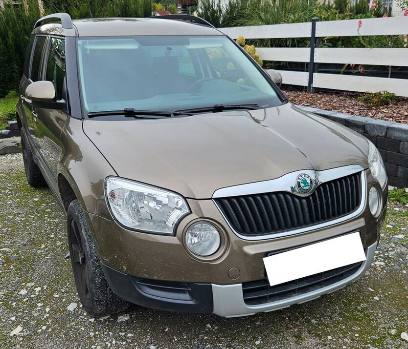 Skoda Yeti 97.473 km 9.999 € Glauchau 08371