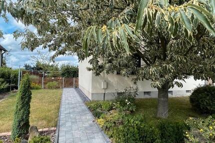 Einfamilienhaus mit großem Garten, saniert, sofort bezugsfertig 5 zimmer