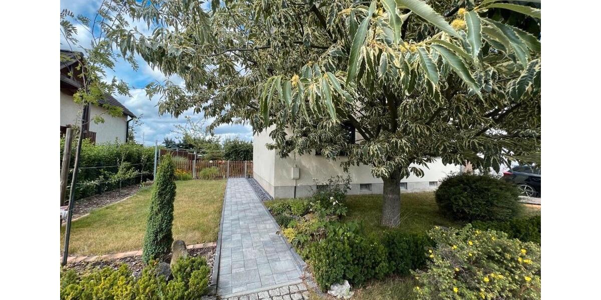 Einfamilienhaus mit großem Garten, saniert, sofort bezugsfertig 5 zimmer