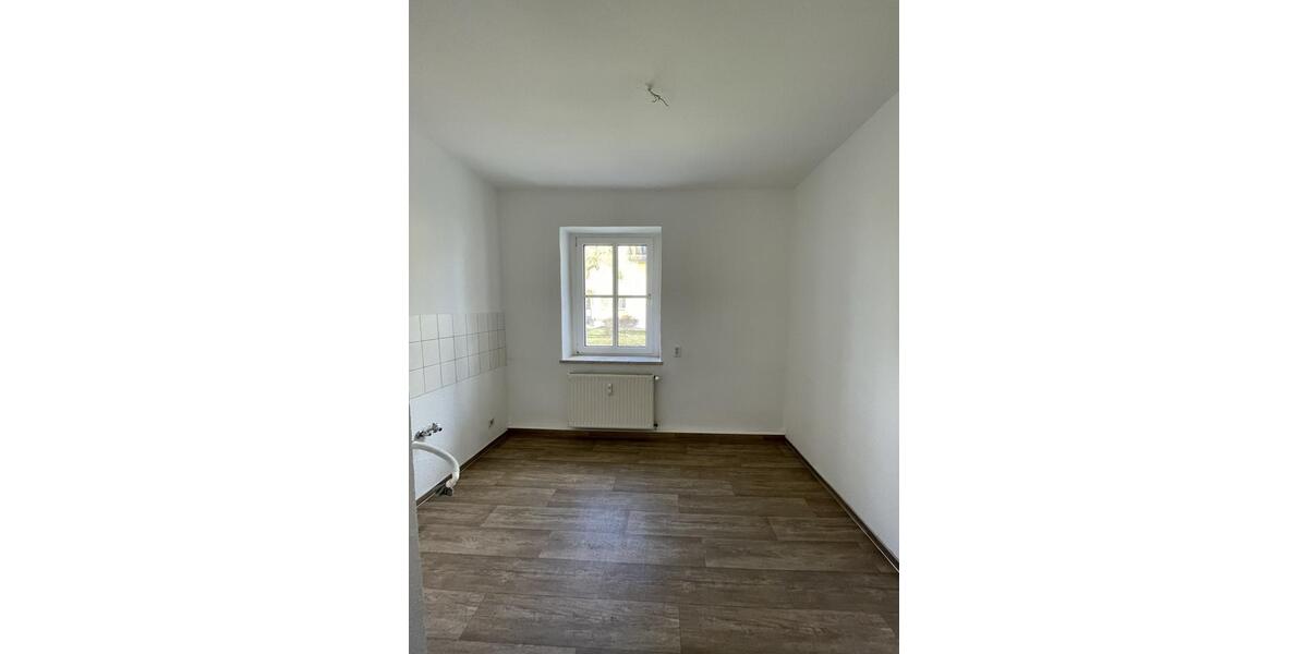 Erdgeschoßwohnung Zeitz Theißen - 1 Zimmer, 37 m&sup2;, 275&euro; | Angebot:23427042
