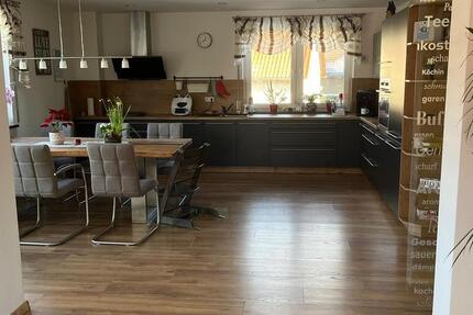 Vermietung Eigenheim 6 zimmer