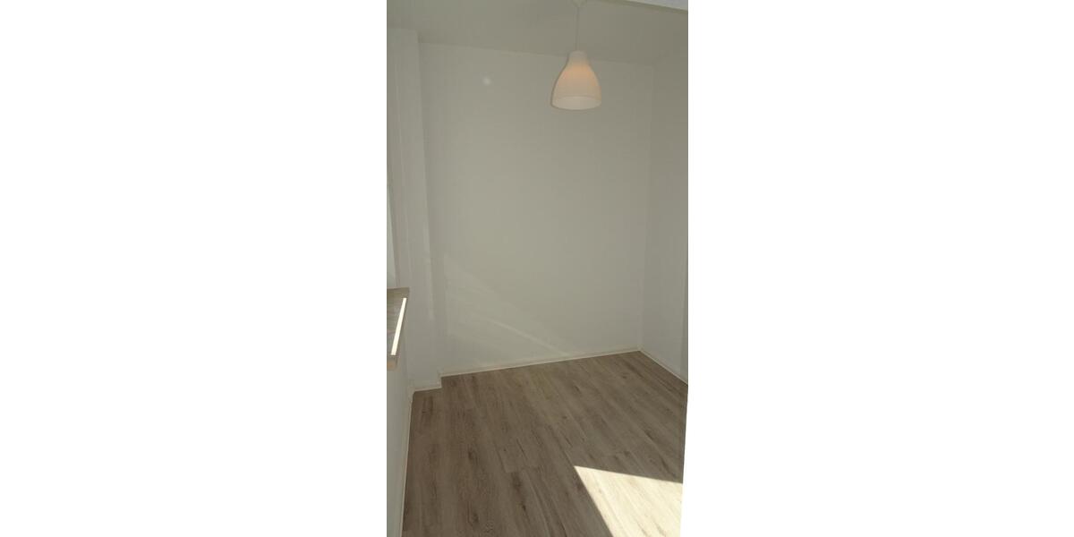Etagenwohnung Eisenberg - 1.5 Zimmer, 37 m&sup2;, 49.000&euro; | Angebot:26717577
