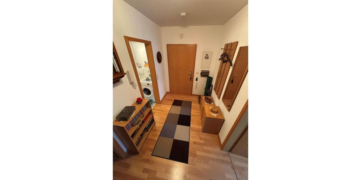 Kapitalanlage: Eigentumswohnung mit Stellplatz in ansprechender Wohngegend! - Mehrfamilienhaus, Wohnhaus Gera Alt-Bieblach | Angebot:26132110