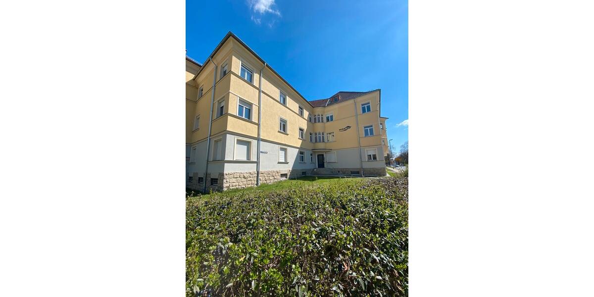 3-Raum-Wohnung im Grünen mit Einbauküche und tollem Ausblick vom Balkon! 3 zimmer