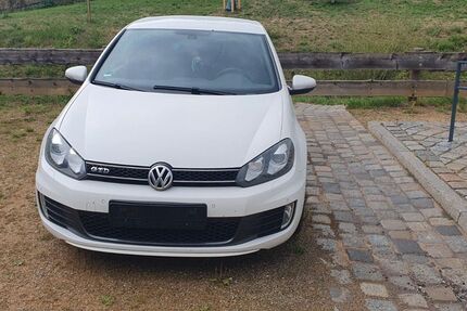 VW Golf 205.000 km 6.980 &euro; Oberschindmaas 08393