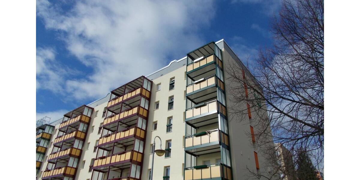 Sanierte 3-Raum Wohnung mit Balkon und Einbauküche 3 zimmer