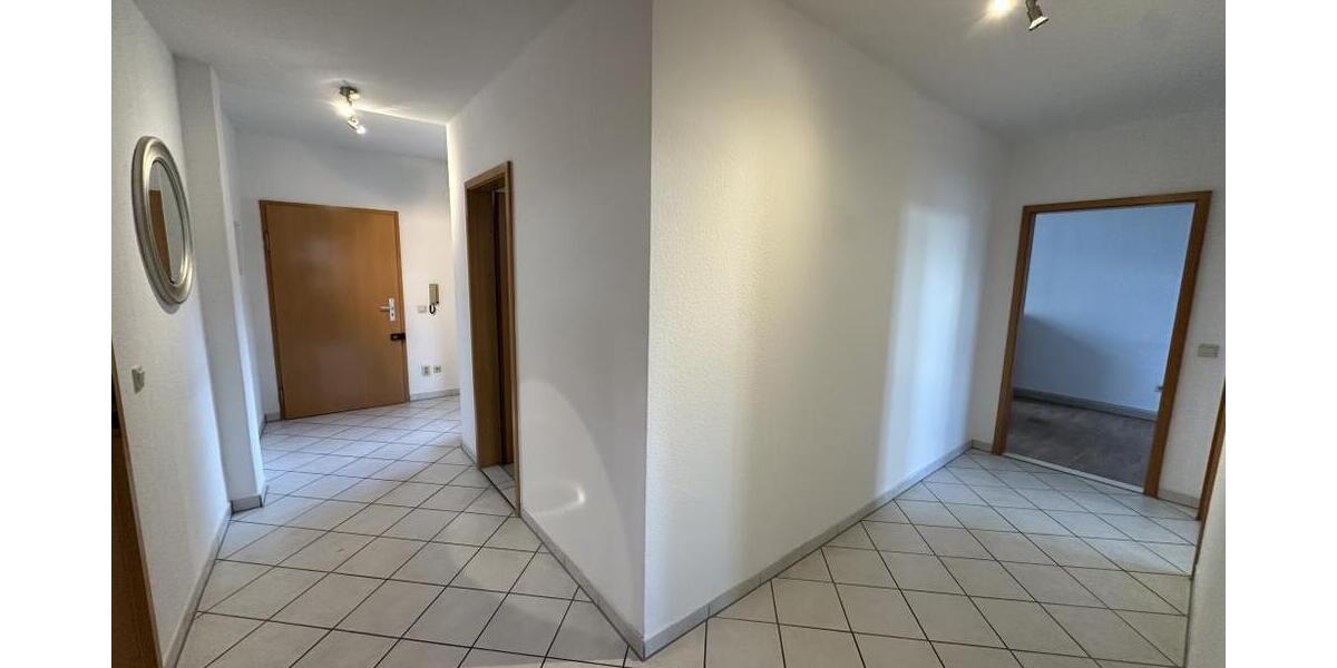 WOW! Vollmöbliertes 3 Zimmer Apartment mit Gartennutzung und PKW Stellplatz! - Etagenwohnung Gera Pforten | Angebot:26384944