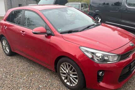 Kia Rio 123.954 km 8.999 &euro; Gera 07551