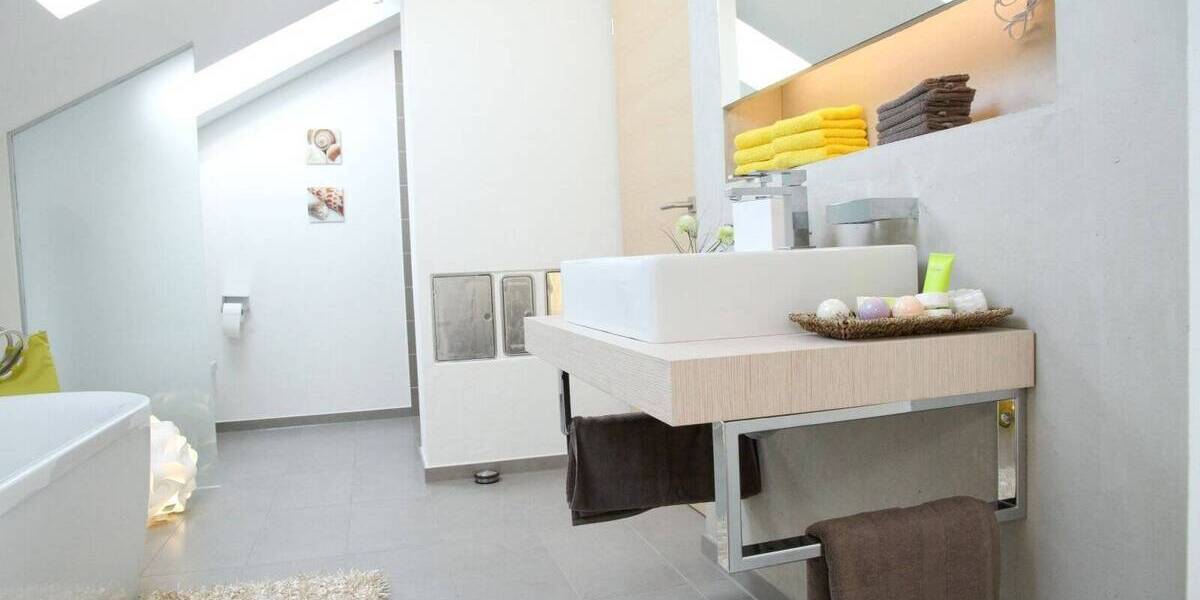 Einfamilienhaus Bad Klosterlausnitz - 6 Zimmer, 181 m&sup2;, 549.999&euro; | Angebot:25710278