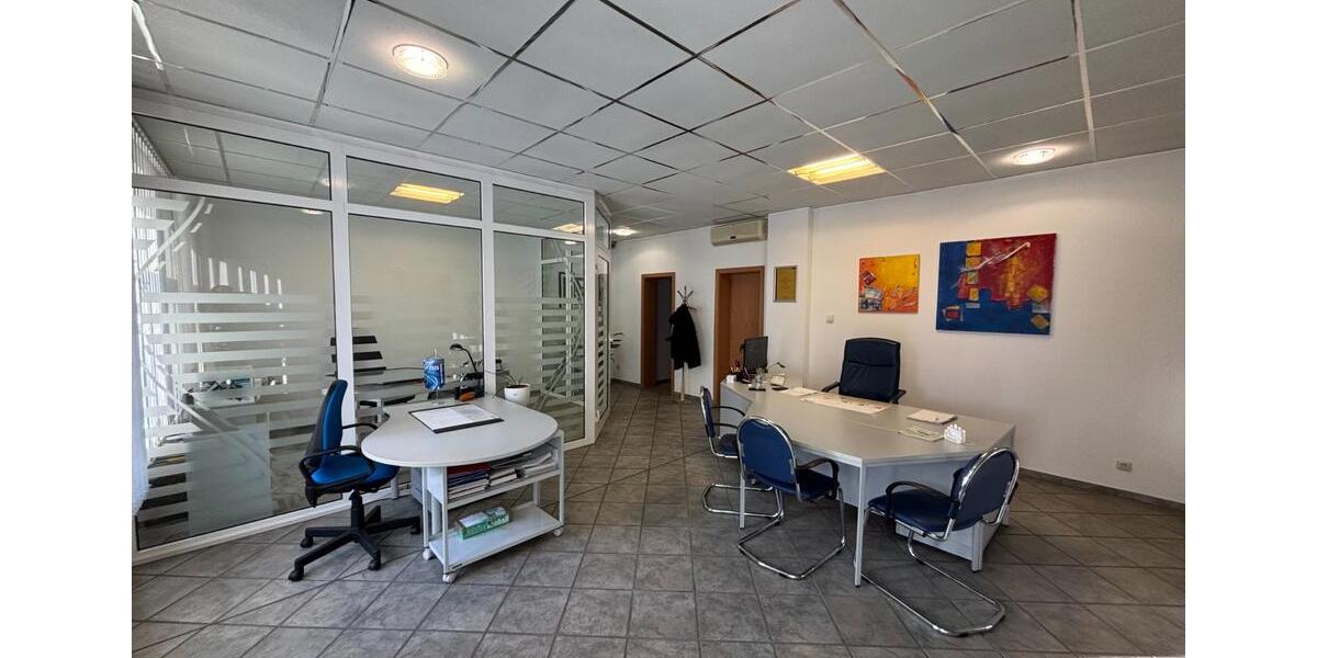 Büro mit Top Ausstattung zimmer