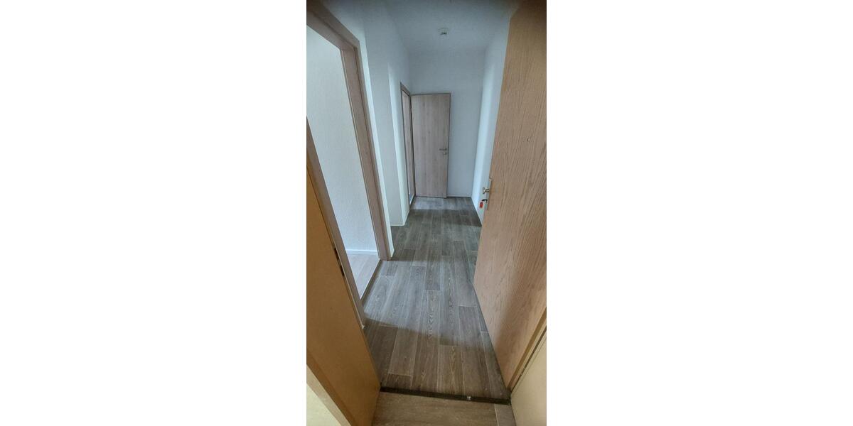 Erdgeschoßwohnung Meuselwitz - 3 Zimmer, 58 m&sup2;, 330&euro; | Angebot:26150099