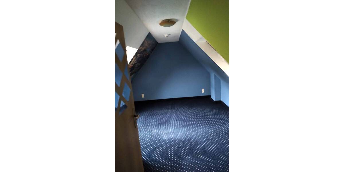 Etagenwohnung Weida Steinsdorf - 3 Zimmer, 90 m&sup2;, 500&euro; | Angebot:25731995