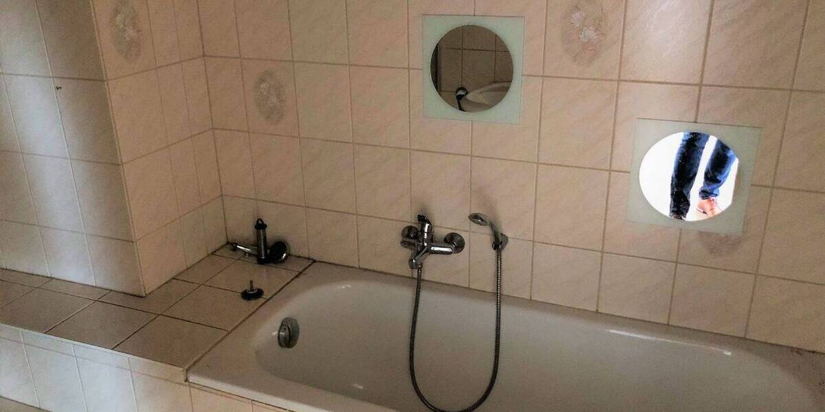 Denkmalgeschütztes Mehrfamilienhaus mit Gewerbeeinheit im Herzen von Weida 7 zimmer