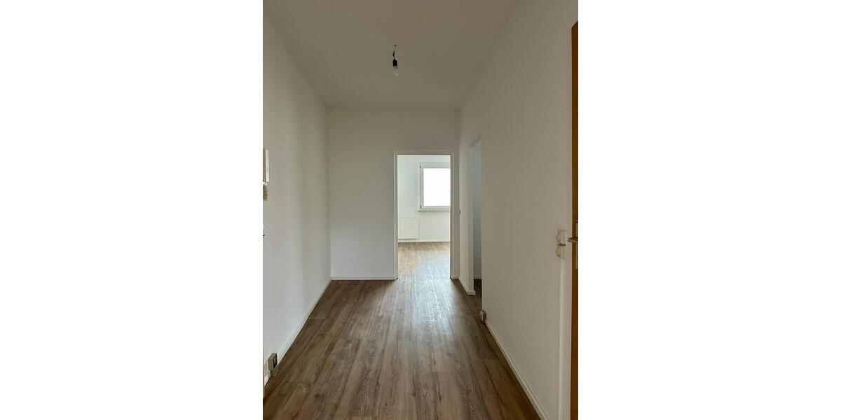 Etagenwohnung Gera Lusan - 1.5 Zimmer, 52 m&sup2;, 310&euro; | Angebot:26461093