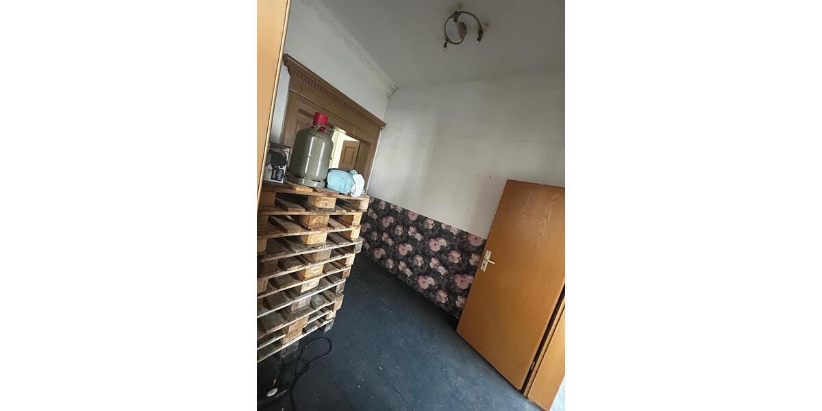 Hochparterre Crimmitschau - 2 Zimmer, 72 m&sup2;, 400&euro; | Angebot:26001984