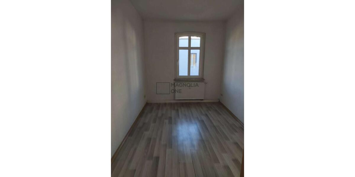Etagenwohnung Gößnitz - 4 Zimmer, 80 m&sup2;, 553&euro; | Angebot:21473224