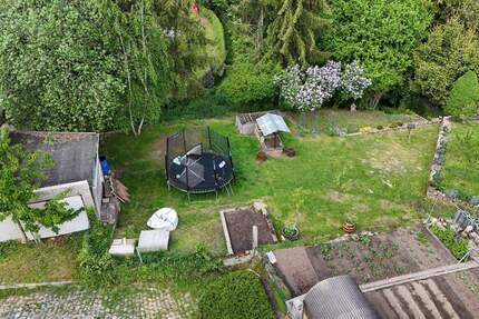 Charmantes Grundstück mit Potenzial in Stößen - Burgendlandkreis zimmer