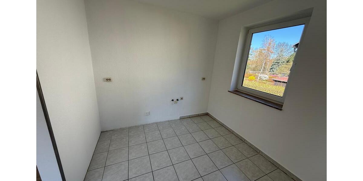 Etagenwohnung Weida - 2 Zimmer, 52 m&sup2;, 315&euro; | Angebot:26072433